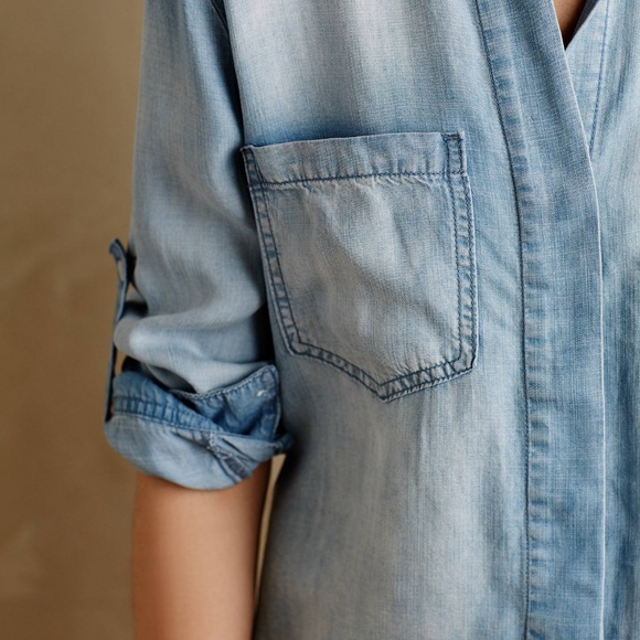 📦 🚚 EVERYTHING MUST GO! Anthro/Cloth & Stone Chambray Top | Sz S - Picture 3 of 6